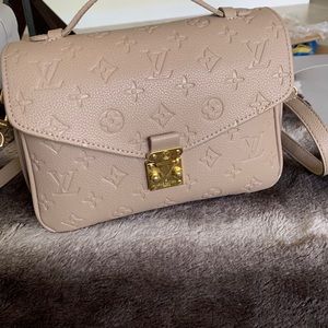 Tan beige Métis crossbody bag